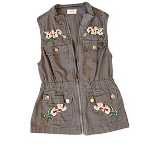 Daytrip Embroidered Utility Vest in Gray/Green Youth Medium Y2K
